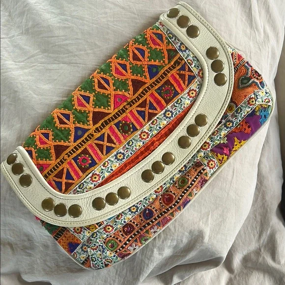 Boho!! Colorful Embroidered Women's Clutch - Picture 1 of 9